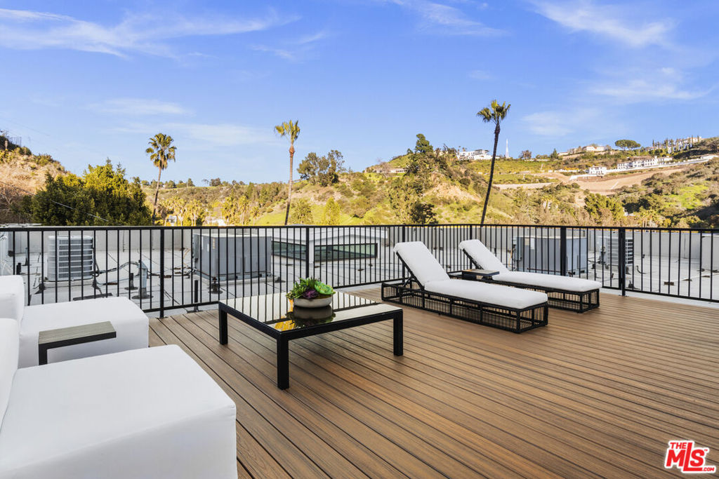 9586 Shirley Lane