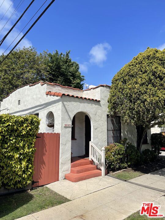 9943 Braddock Drive