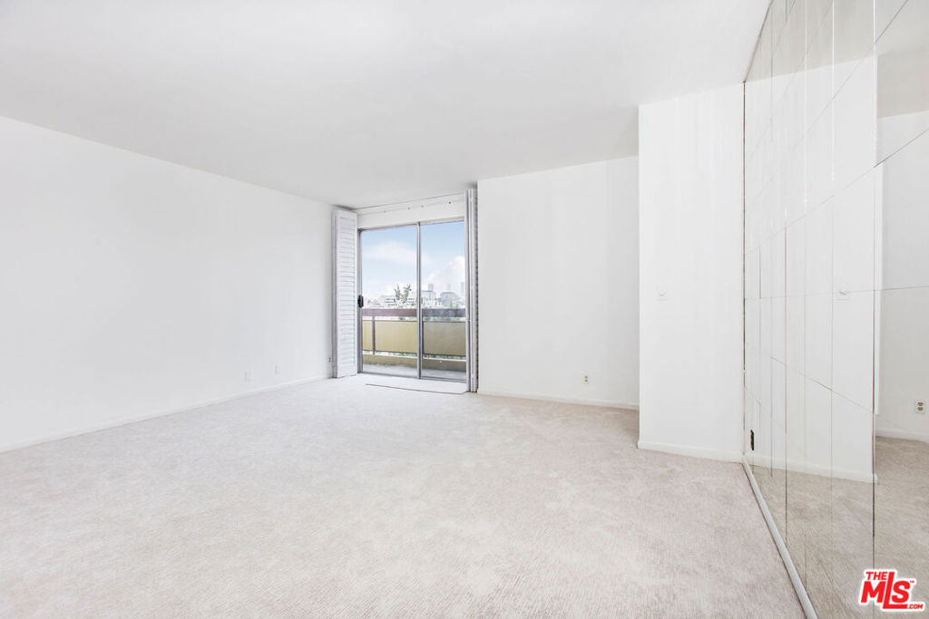 321 S San Vicente Boulevard 706