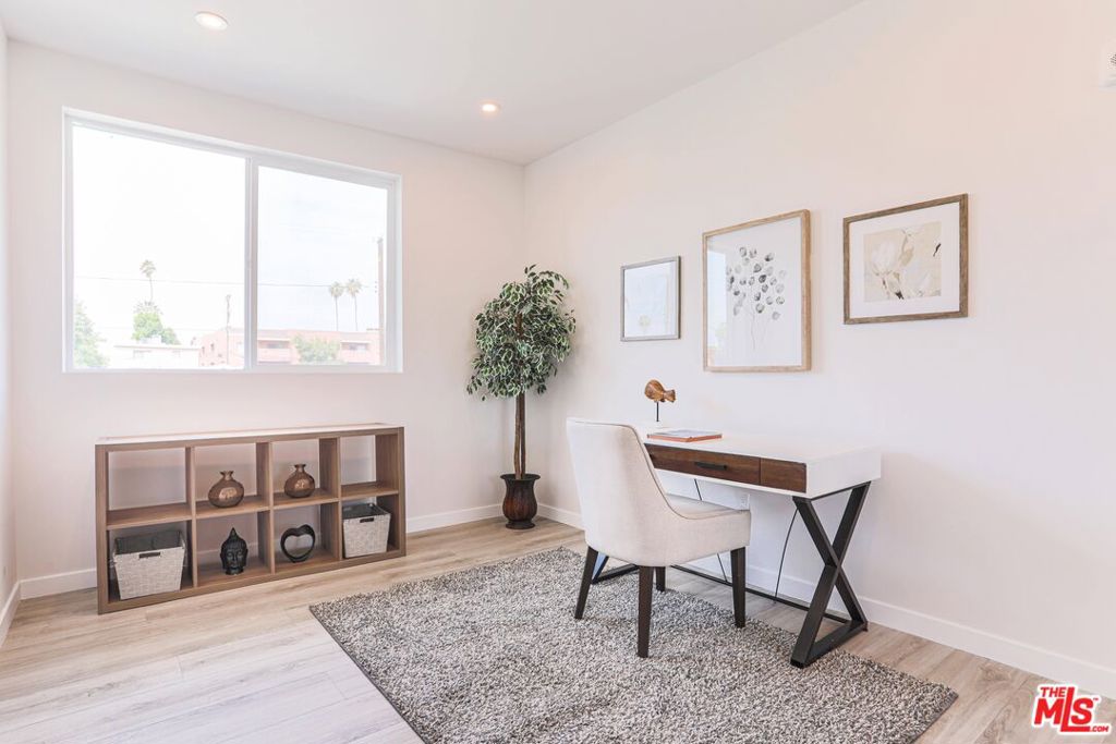 7022 Alabama Avenue Unit: 201