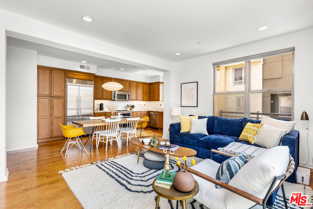 5403 W 149th Place Unit: 1
