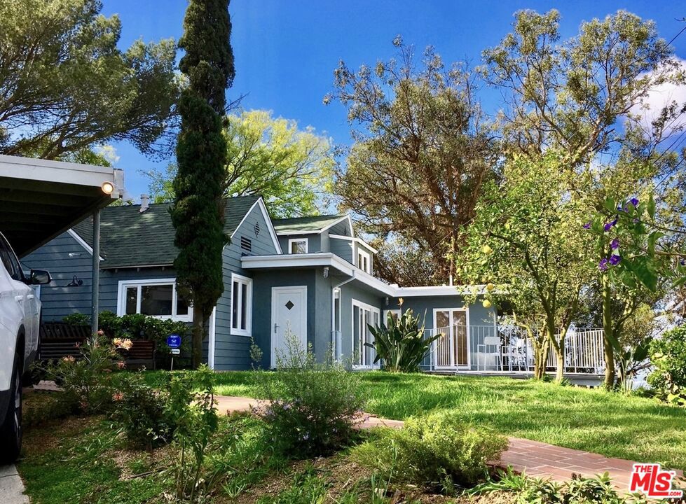 2050 Cyprean Drive
