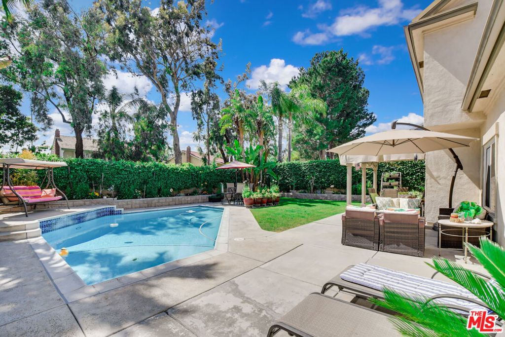 7000 Fabriano Place