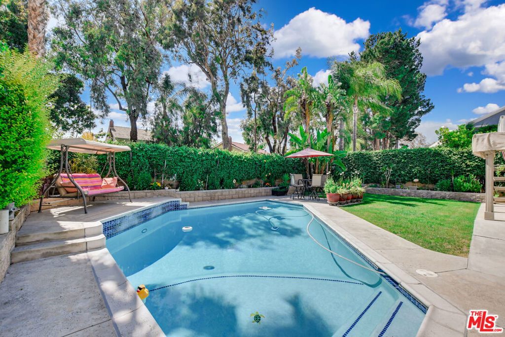 7000 Fabriano Place