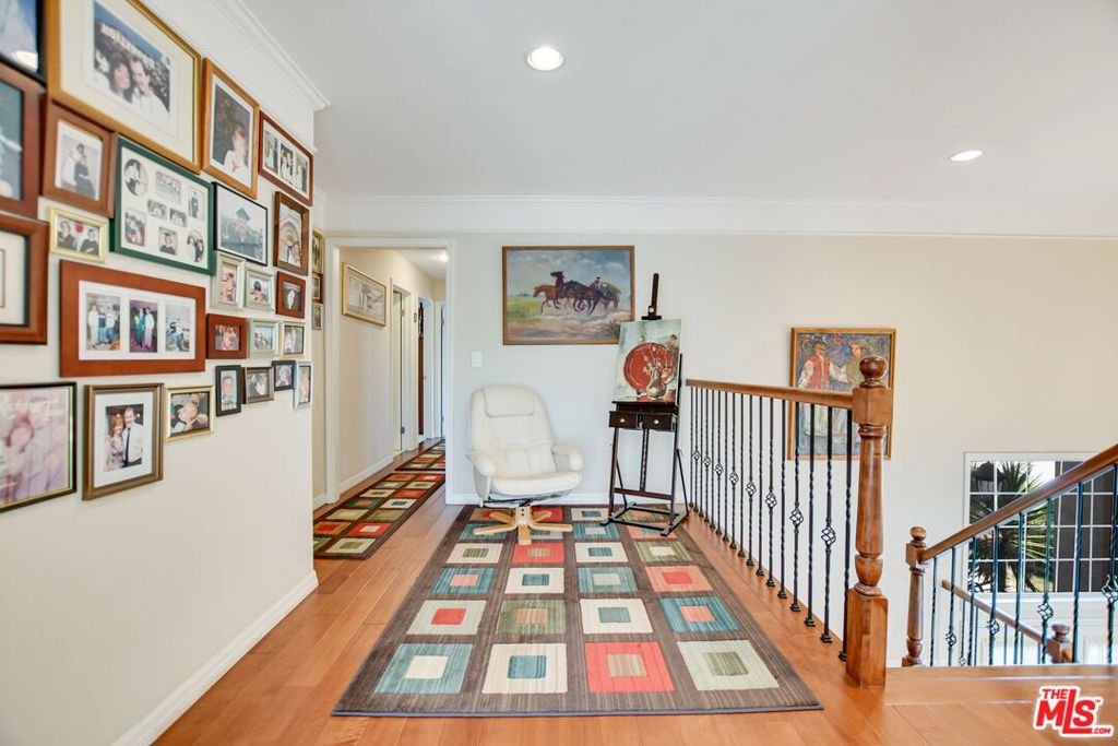 7000 Fabriano Place