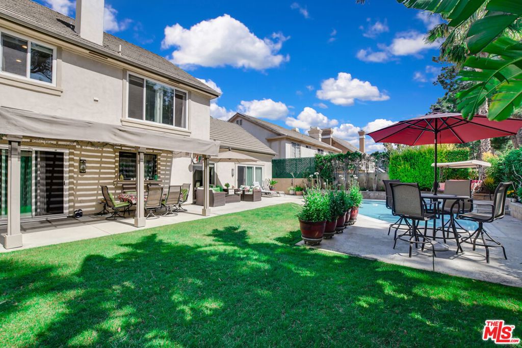 7000 Fabriano Place