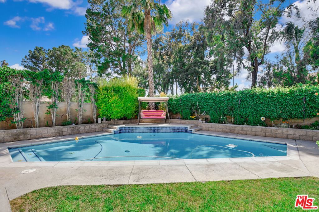 7000 Fabriano Place