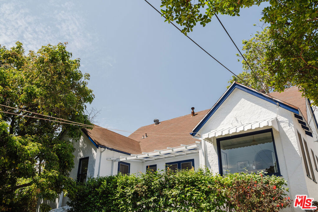 2512 Aiken Avenue 