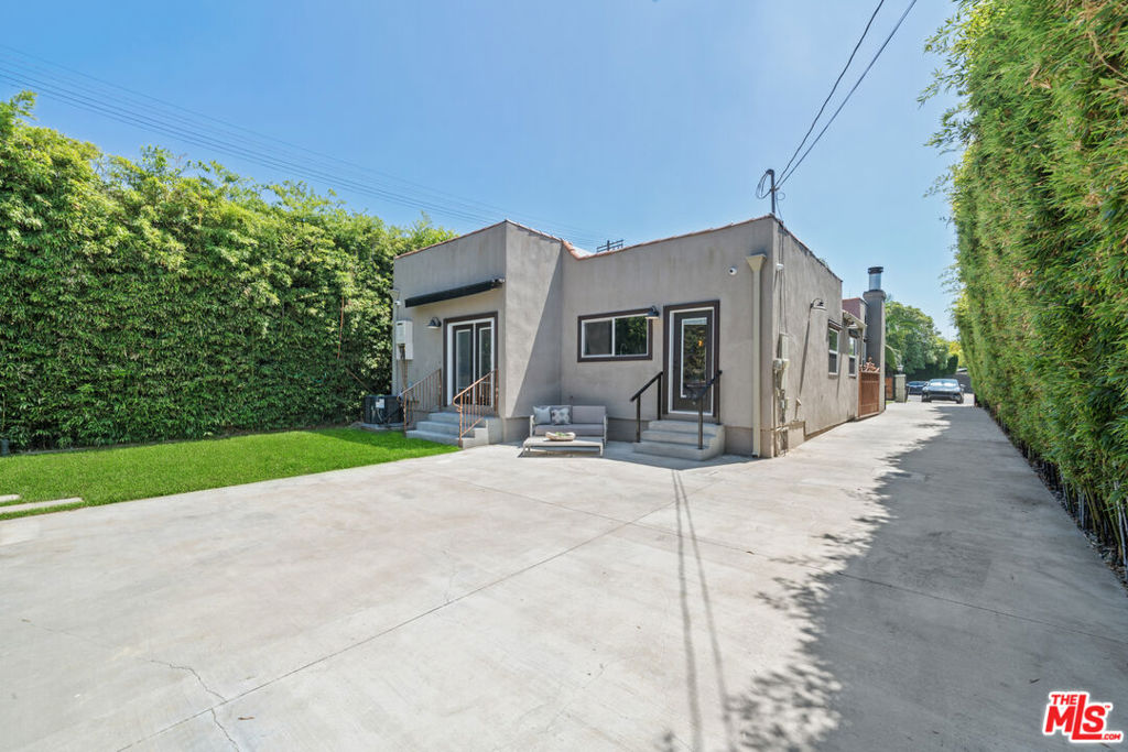 1419 Hauser Boulevard