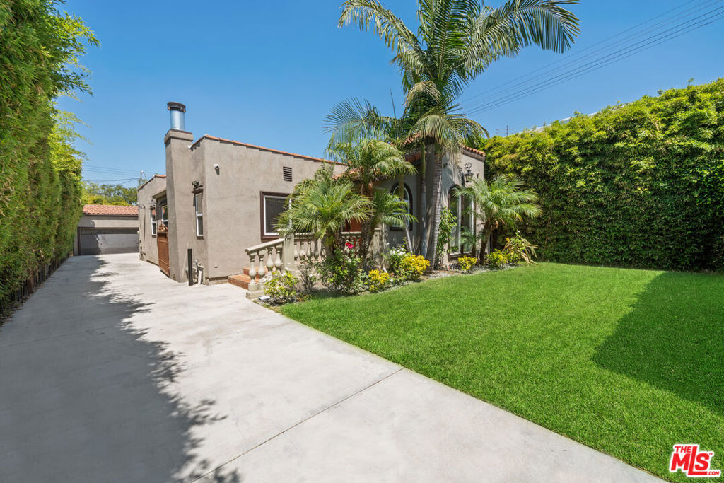 1419 Hauser Boulevard