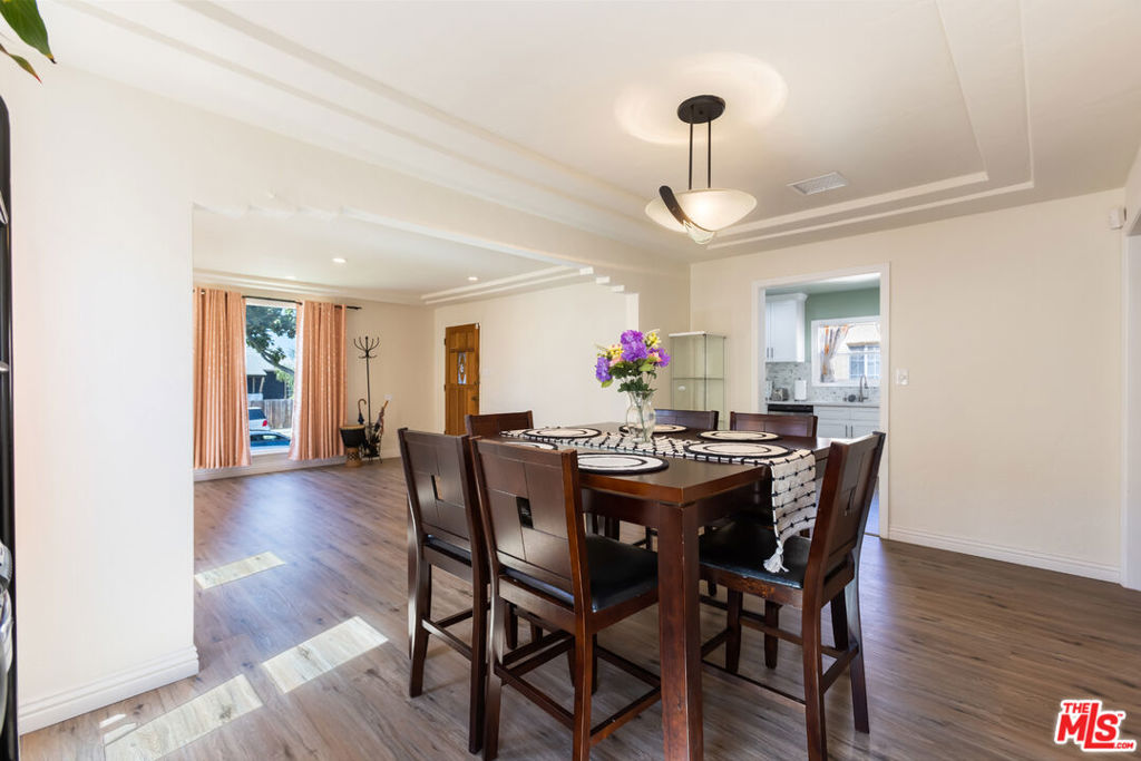 3140 W 74th Street
