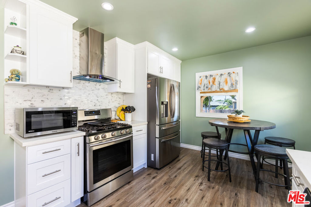 3140 W 74th Street