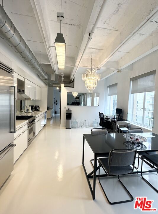 6253 Hollywood Boulevard Unit: 901
