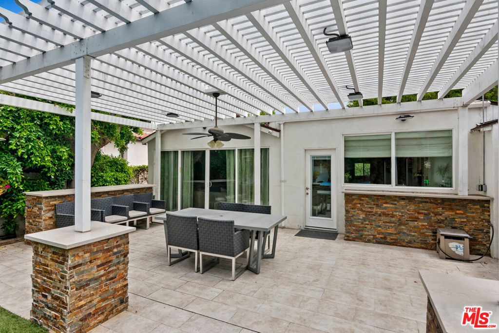 305 S Crescent Drive