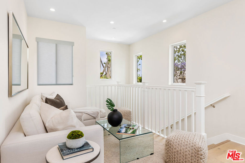 2573 Elden Ave Unit: D
