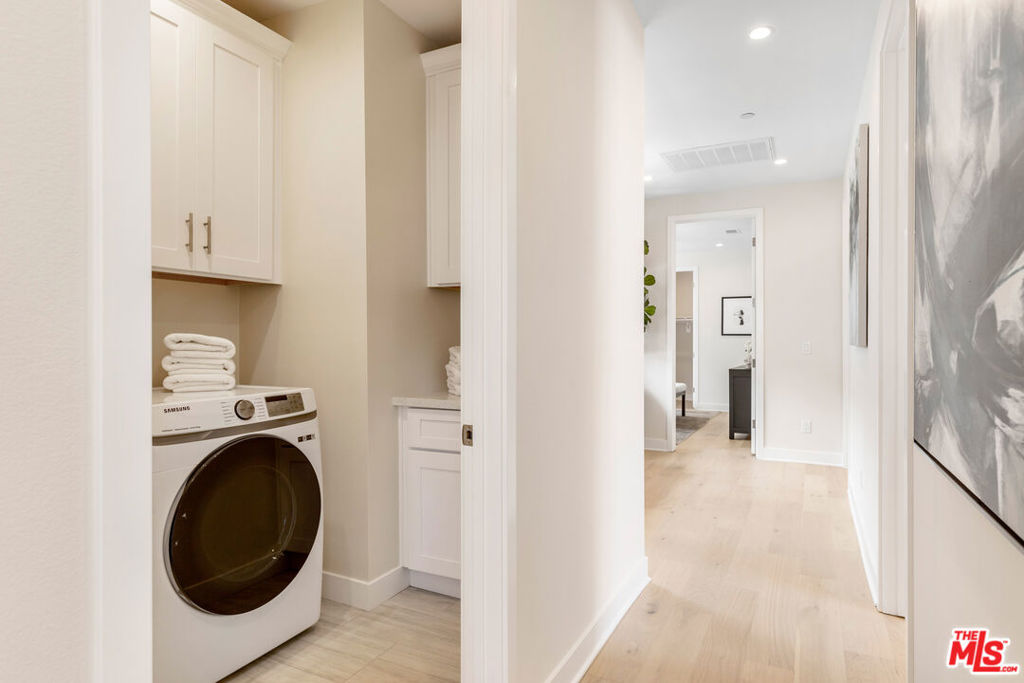 2573 Elden Ave Unit: D