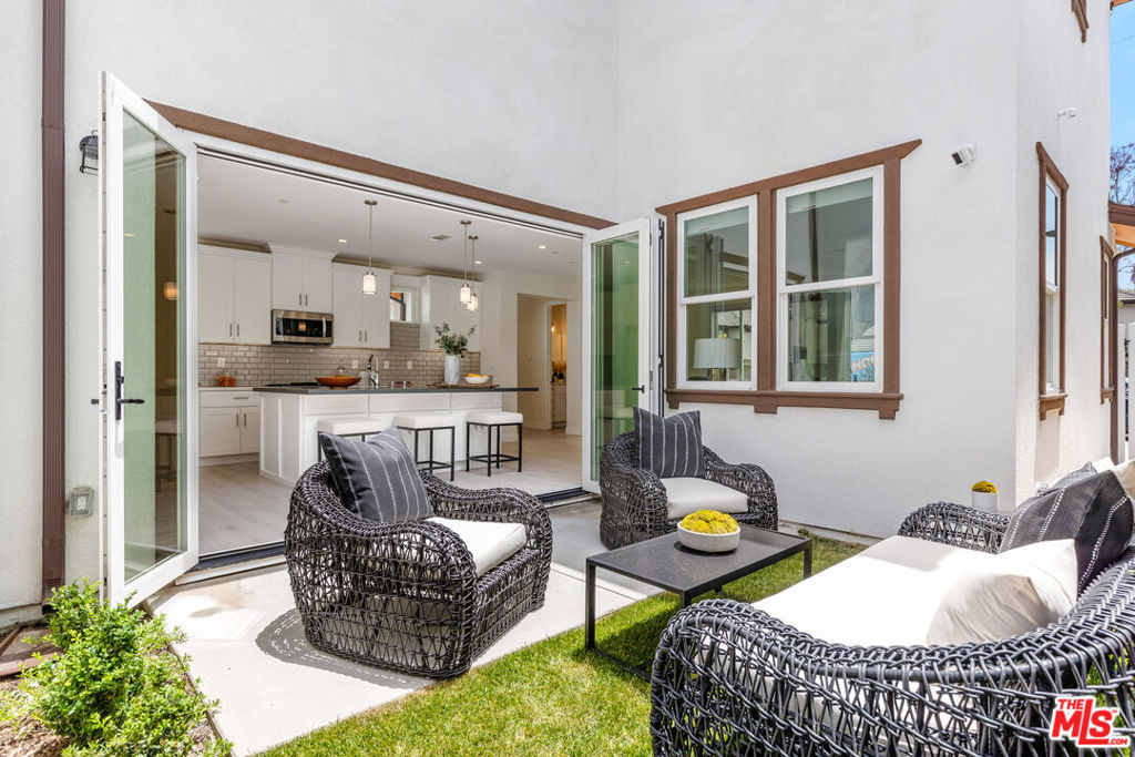 2573 Elden Ave Unit: D