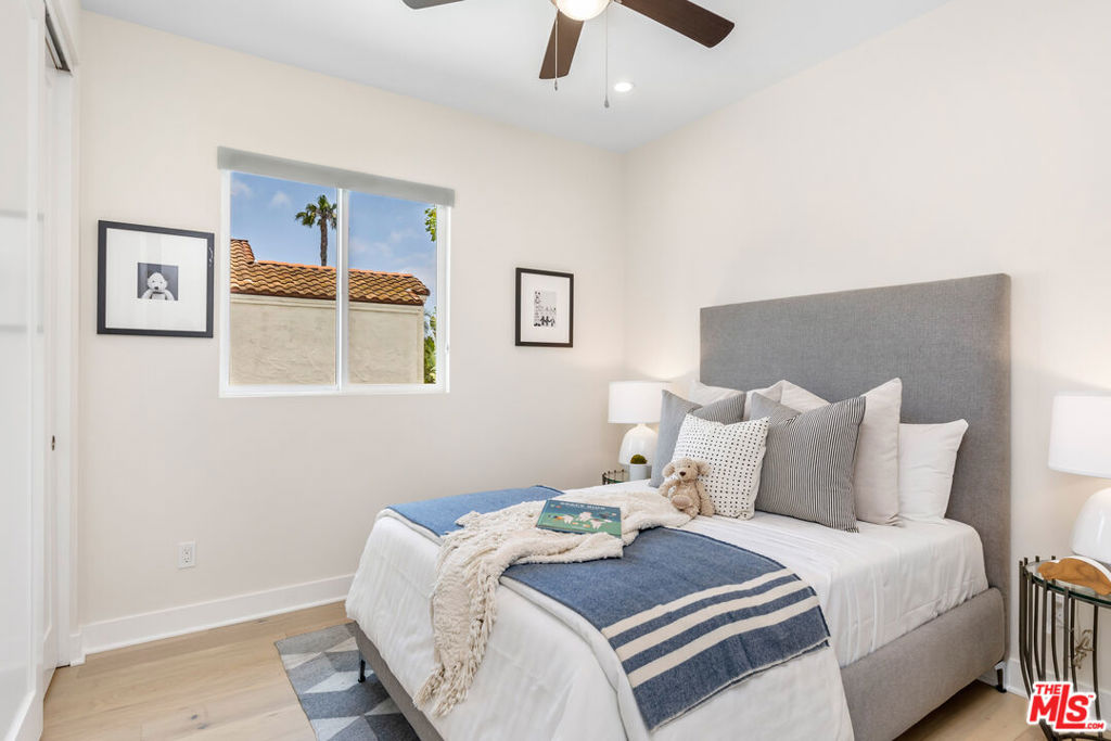 2573 Elden Ave Unit: D