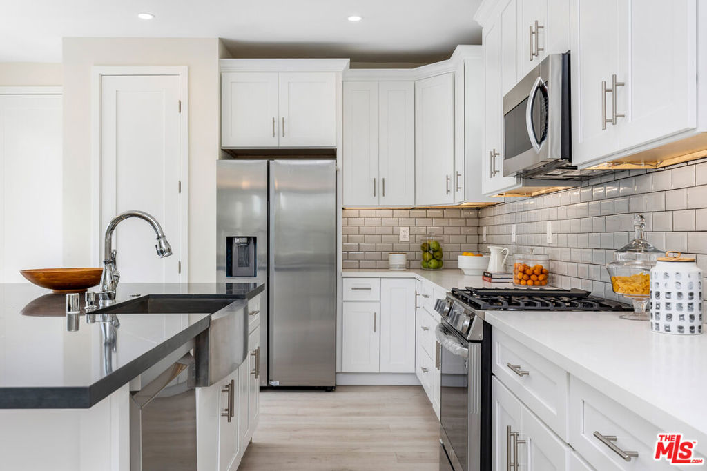 2573 Elden Ave Unit: D