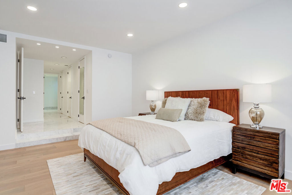 1260 S Beverly Glen Boulevard Unit: 308