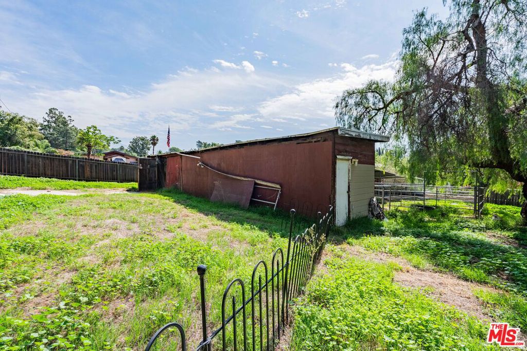 10550 Johanna Avenue