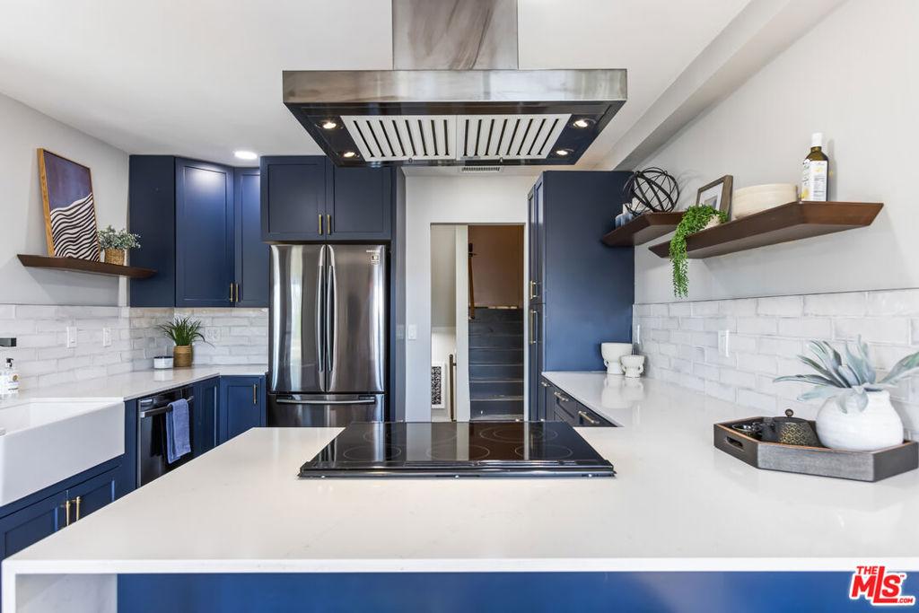 1010 Hammond Street Unit: 306