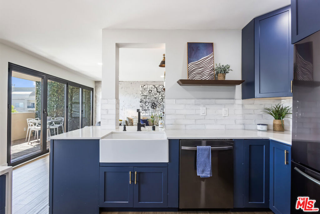 1010 Hammond Street Unit: 306