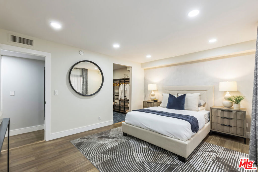 1010 Hammond Street Unit: 306