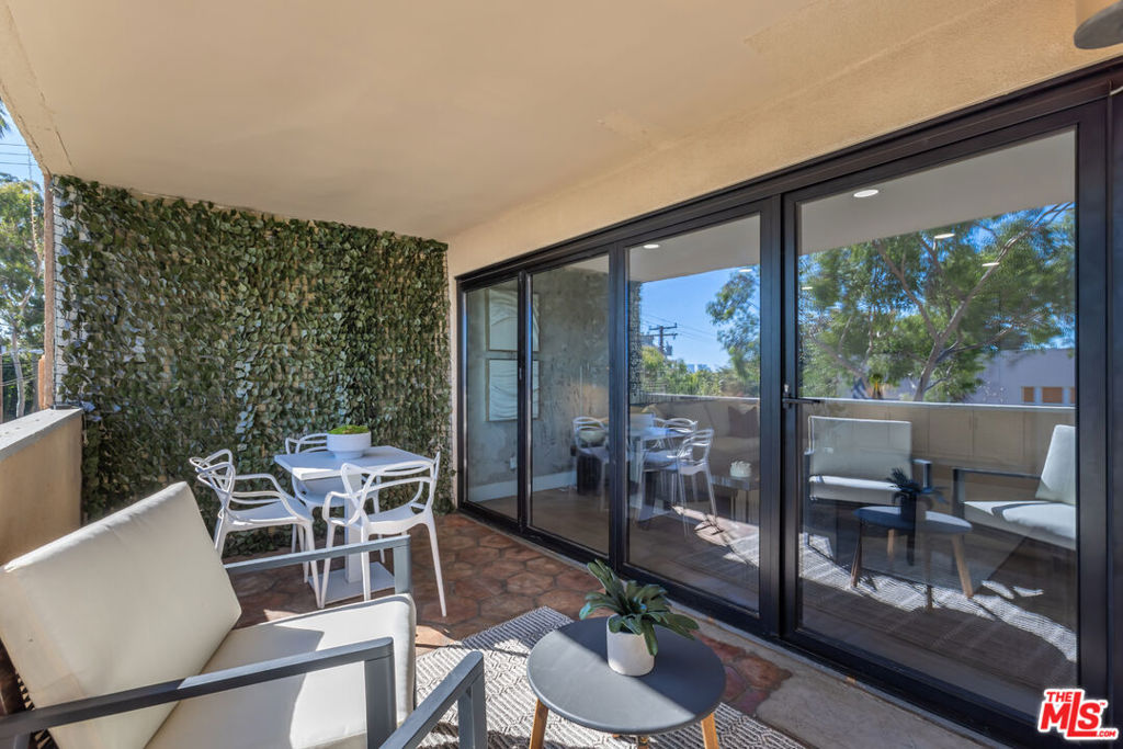 1010 Hammond Street Unit: 306