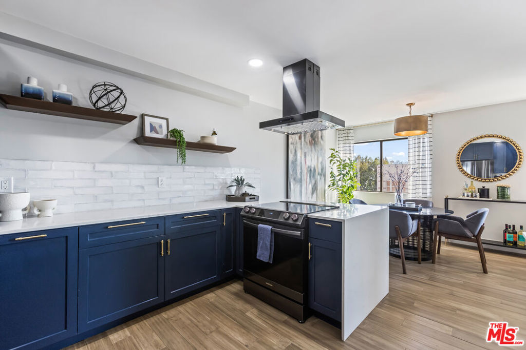 1010 Hammond Street Unit: 306