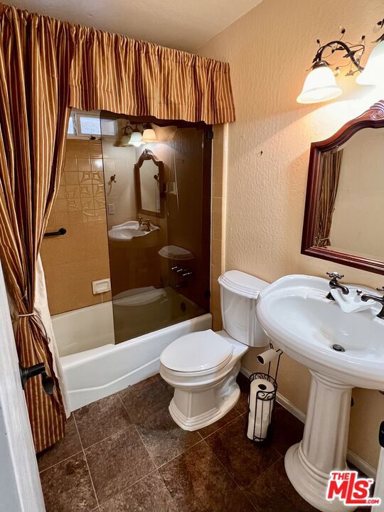 441 Clubhouse Drive