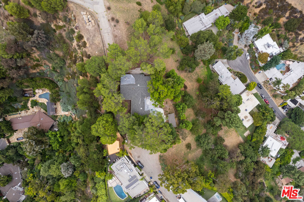 2526 Briarcrest Road