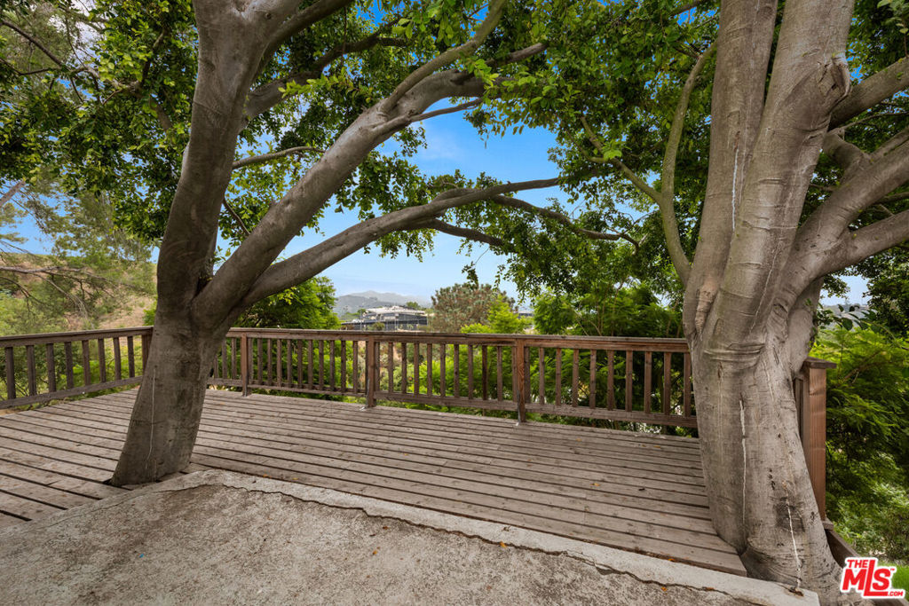 2526 Briarcrest Road