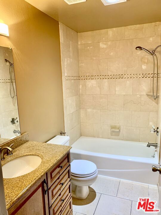 350 Burchett Street Unit: 226