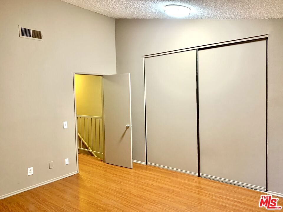 350 Burchett Street Unit: 226