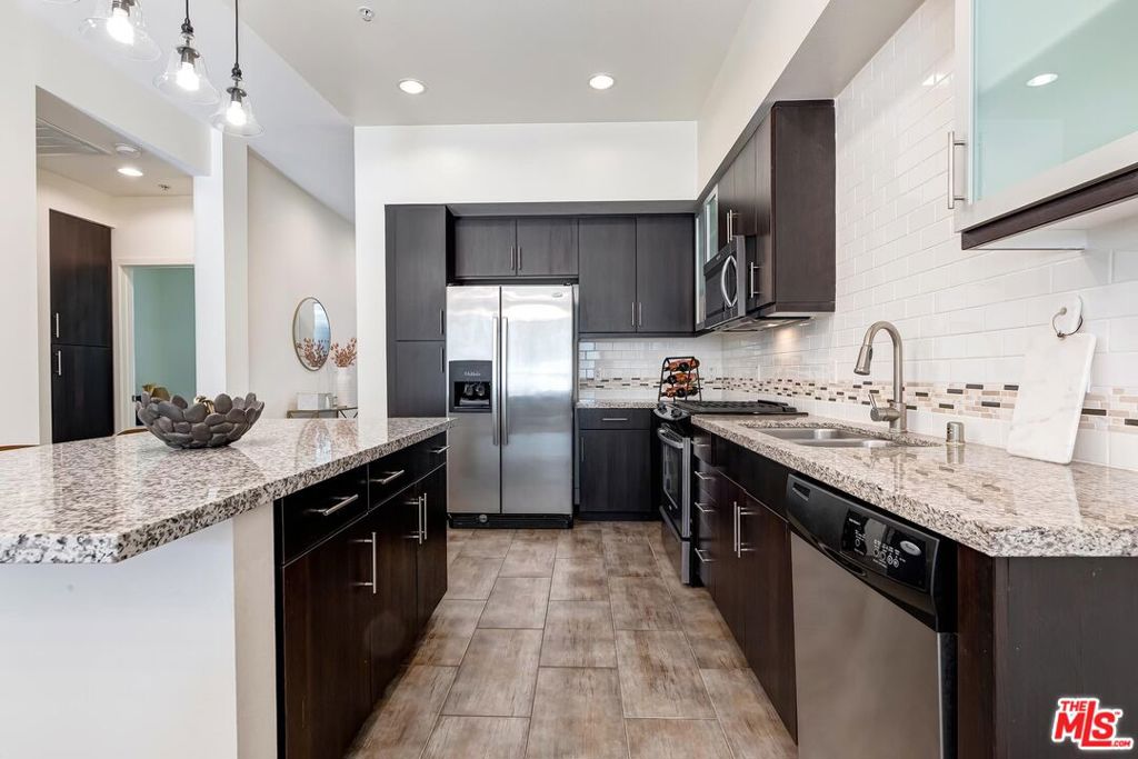 12920 Runway Road Unit: 241