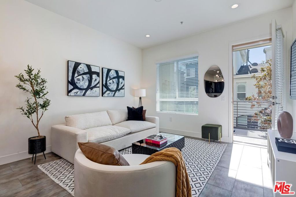 12920 Runway Road Unit: 241