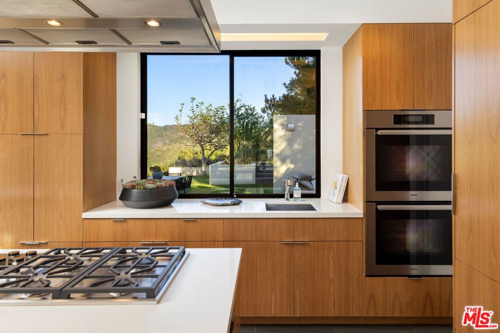 21900 Briarbluff Drive