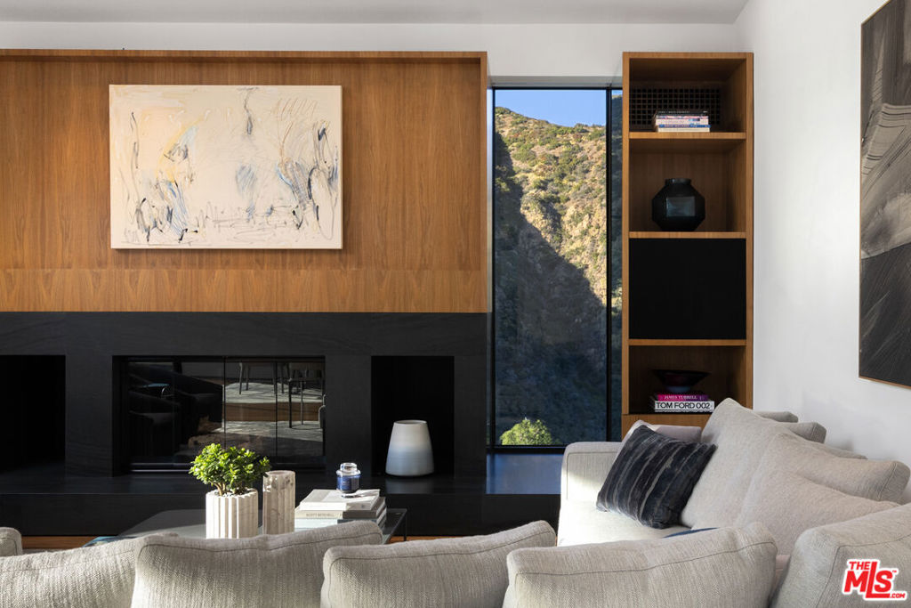 21900 Briarbluff Drive