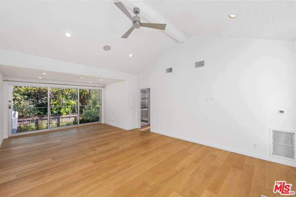 544 E Channel Road