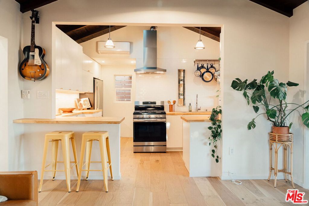 1191 N Bonnie Beach Place