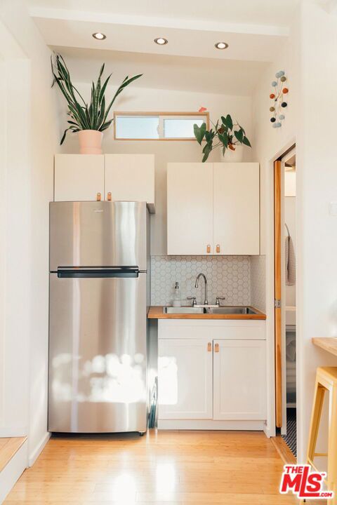 1191 N Bonnie Beach Place