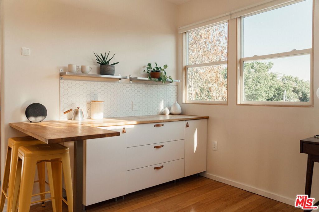 1191 N Bonnie Beach Place