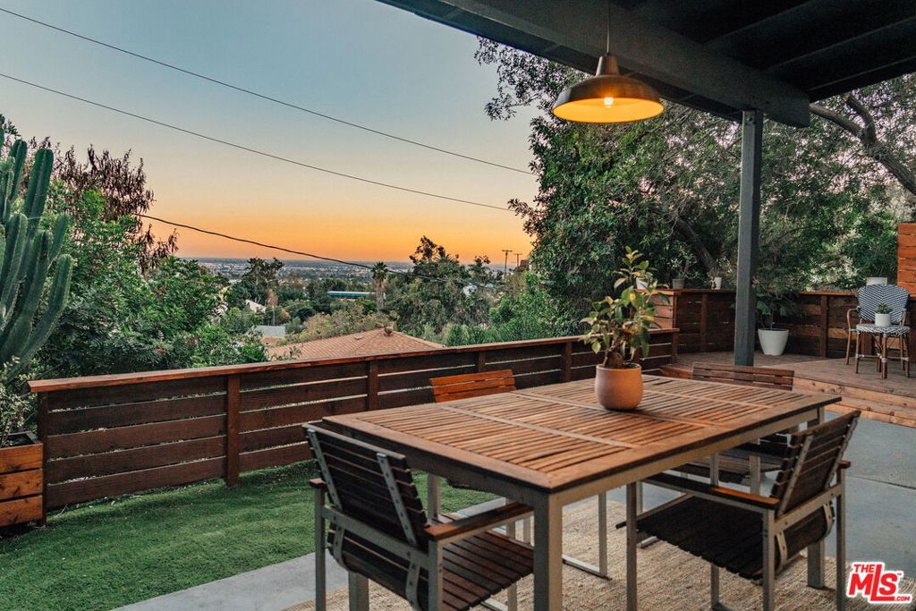 1191 N Bonnie Beach Place