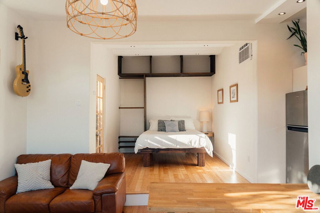 1191 N Bonnie Beach Place