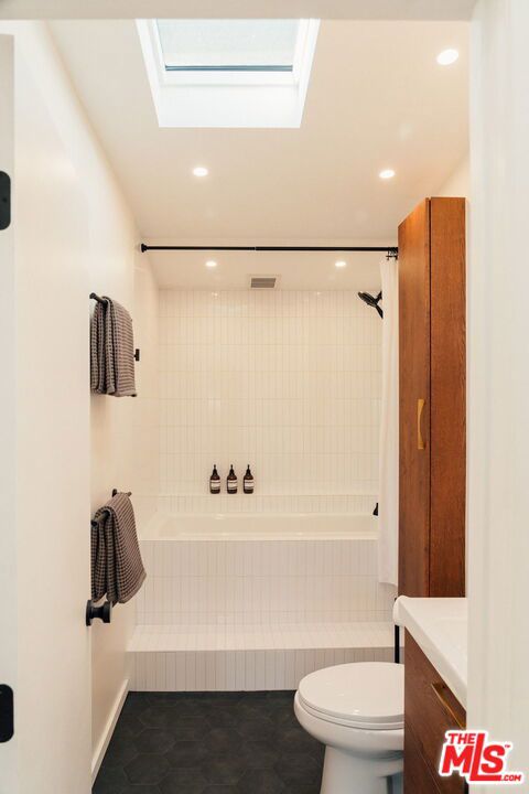 1191 N Bonnie Beach Place