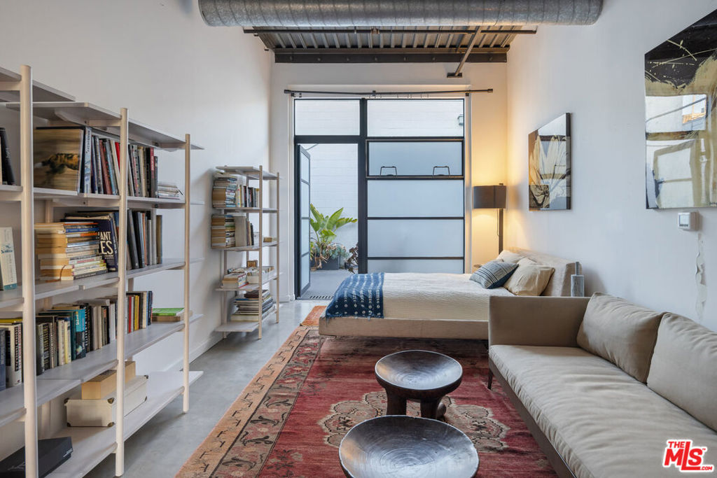 1534 17th Street Unit: 205