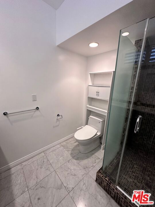621 N Orlando Avenue Unit: 10 