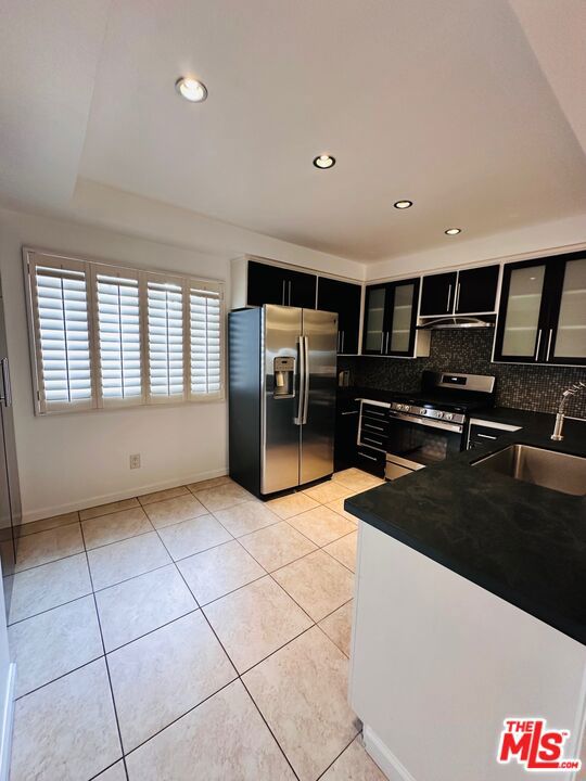621 N Orlando Avenue Unit: 10 