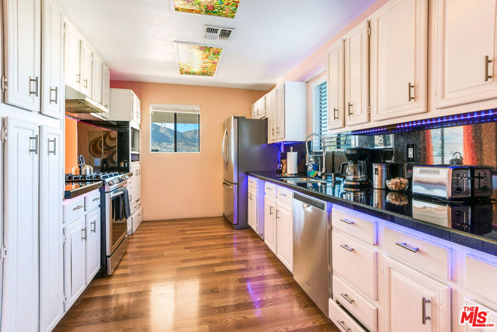 7731 Arrowhead Drive